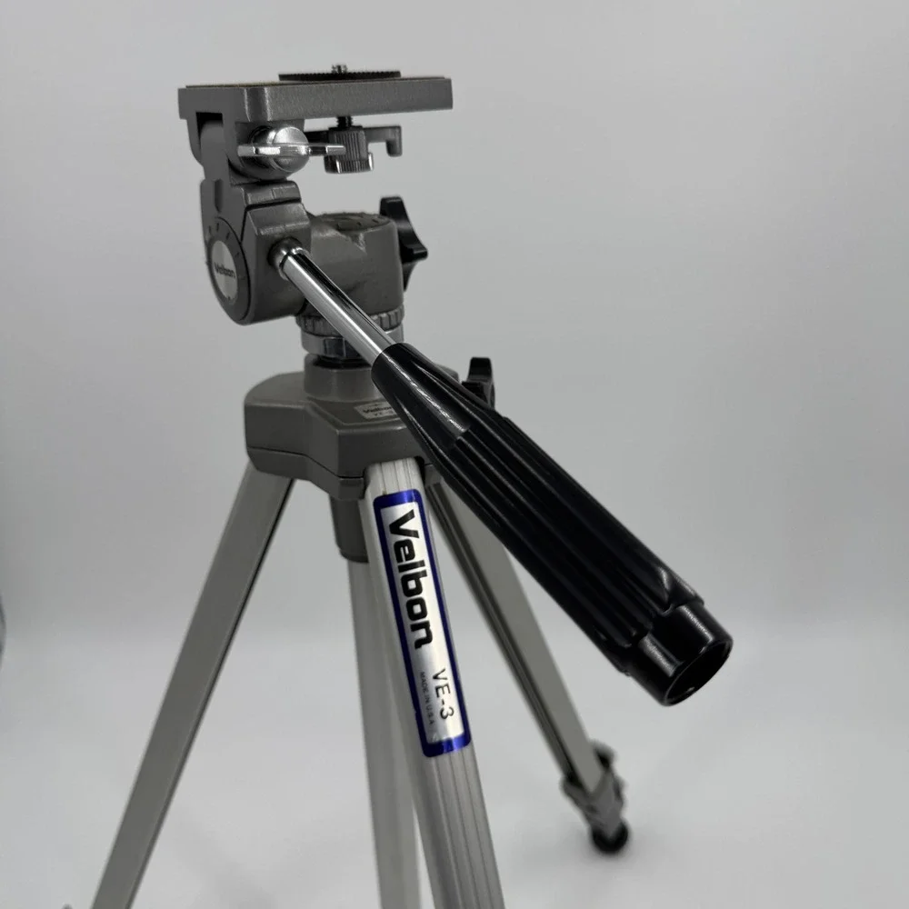 Velbon VE-3 Tripod Lightweight Sturdy Channel Legs Single Action Lever‎ Lock